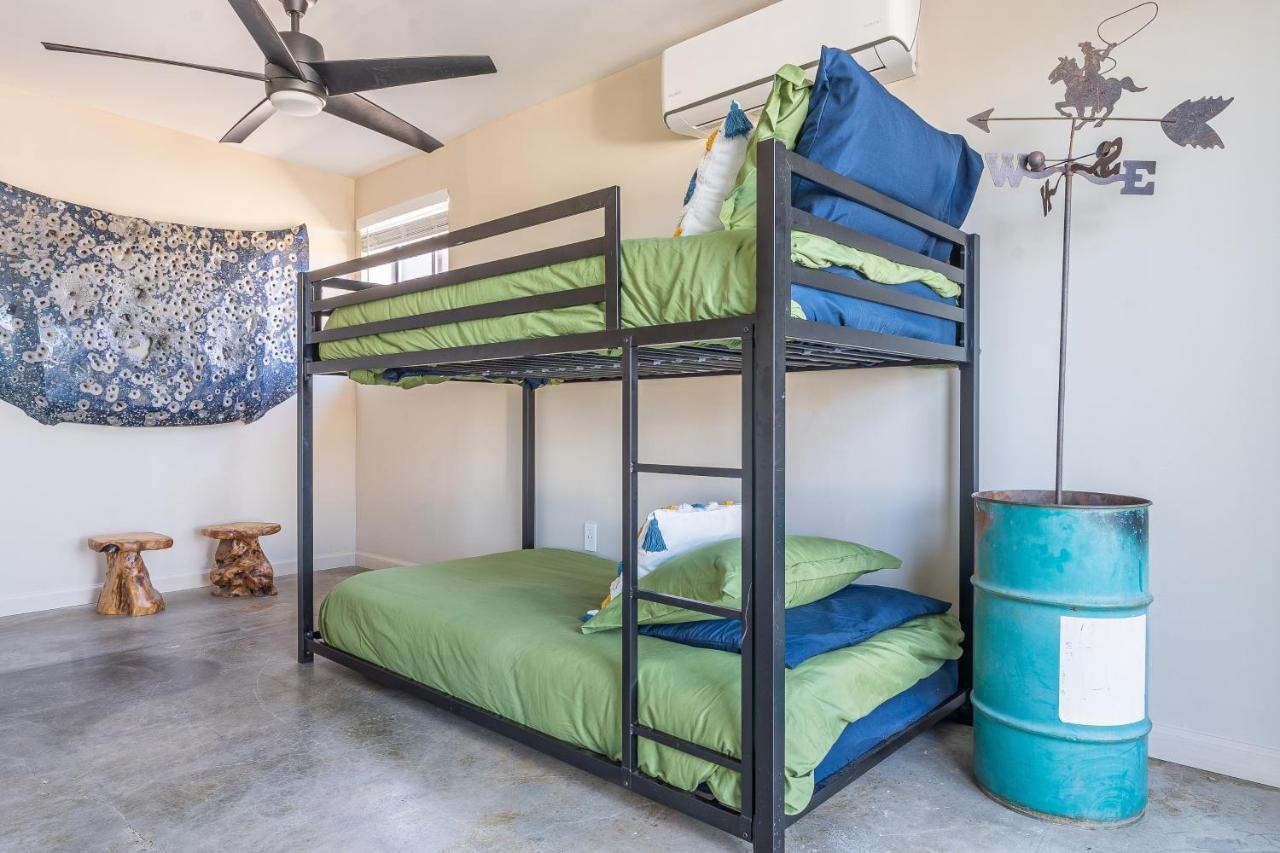 New Property! The Cactus Villas At Joshua Tree National Park - Pool, Hot Tub, Outdoor Shower, Fire Pit ทเวนตีไนน์พาล์มส์ ภายนอก รูปภาพ